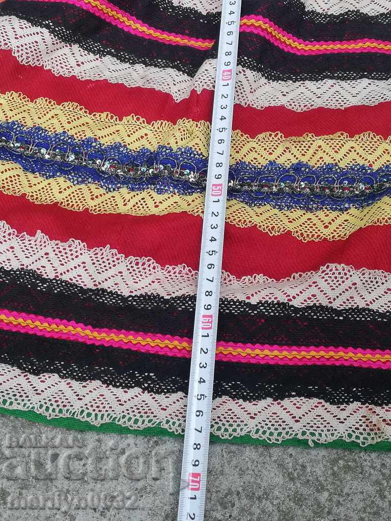 Παλιά ποδιά κέντημα πούλιες, φορεσιά, ύφασμα με τιμή 85.00 BGN | € 43.46 Παλιά ποδιά κέντημα πούλιες, φορεσιά, ύφασμα με τιμή 85.00 BGN | € 43.46