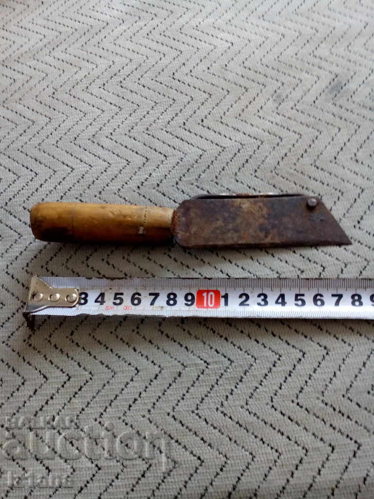 Auction Ancient tool Auction Ancient tool