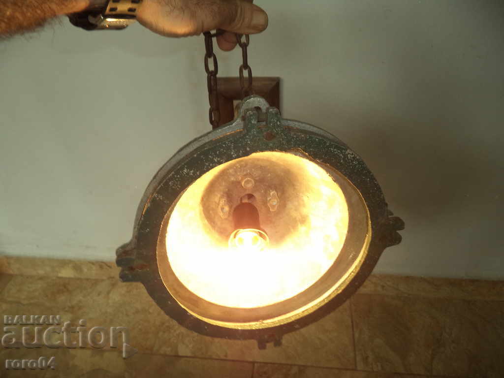 СТАРА АЛУМИНИЕВА ПРОМИШЛЕНА ЛАМПА - ДЕЙСТВАЩА - 7 СТАРА АЛУМИНИЕВА ПРОМИШЛЕНА ЛАМПА - ДЕЙСТВАЩА - 7