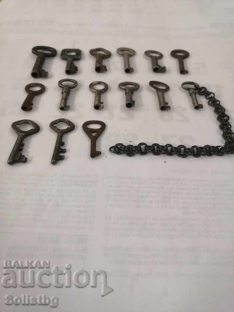 Auction Lot of old hollow keys. Auction Lot of old hollow keys.