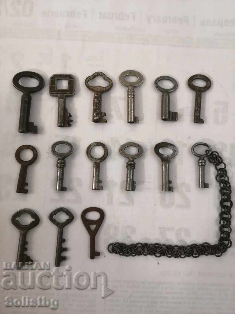 Lot of old hollow keys. - 6 Lot of old hollow keys. - 6