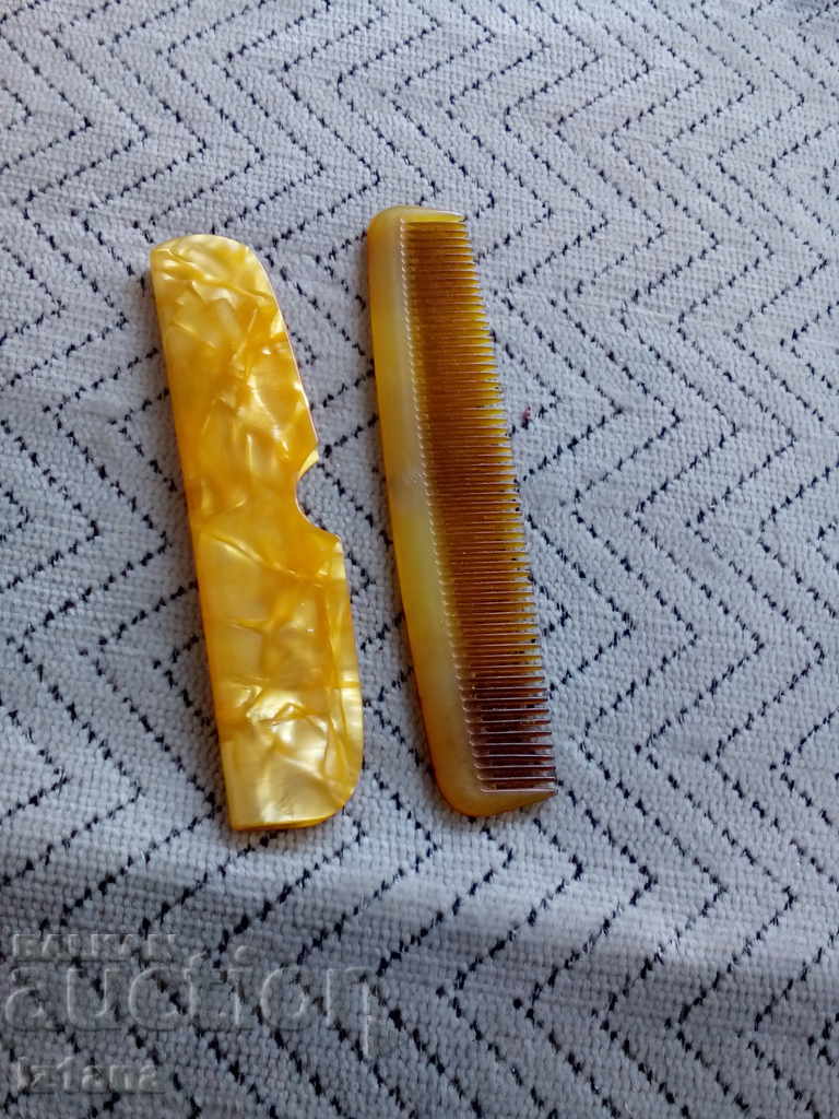 Delivery of Old comb, comb Delivery of Old comb, comb