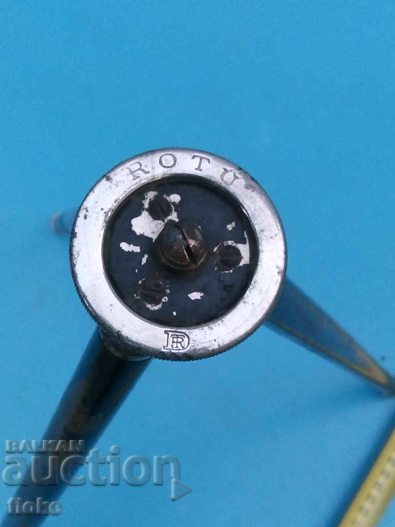 Delivery of Tripod, tripod-photo brass