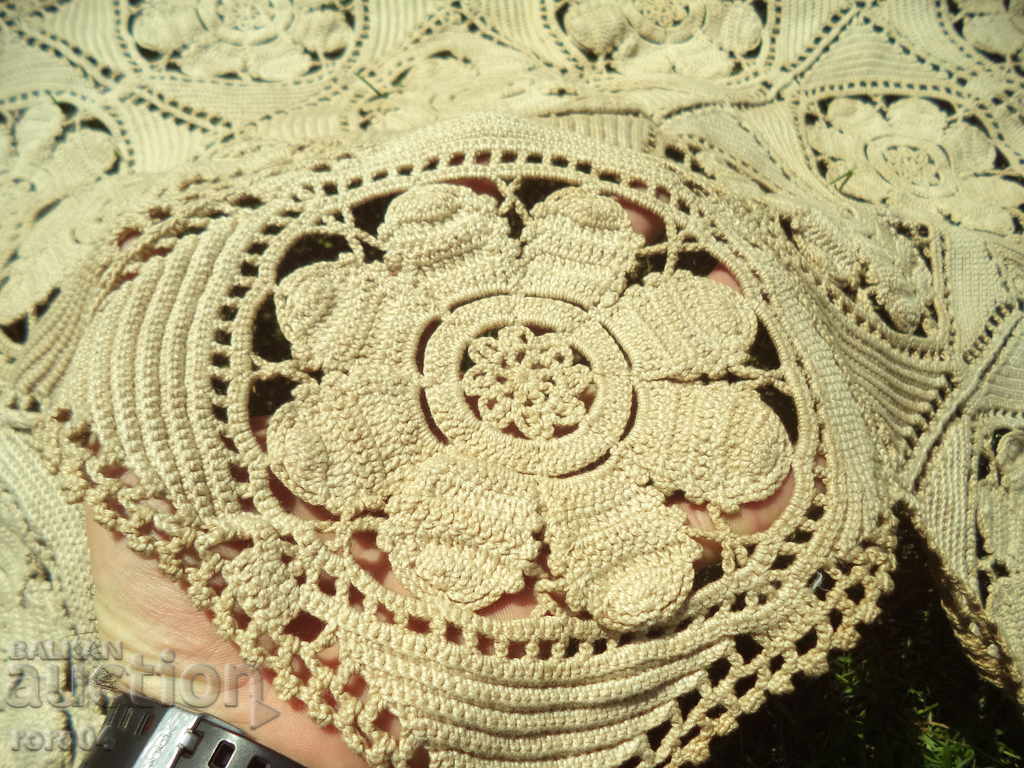 ROOF - HAND KNIVES OF ONE HOOK - 5 ROOF - HAND KNIVES OF ONE HOOK - 5