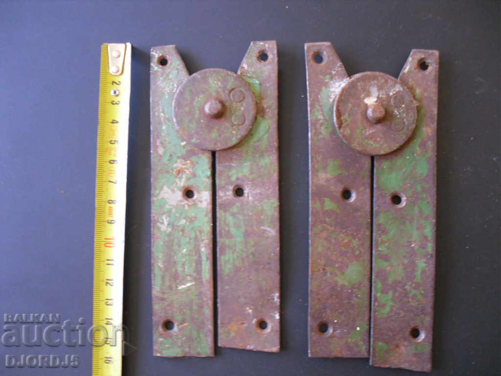 Hinges for a wooden ladder with price 4.00 BGN | € 2.05 Hinges for a wooden ladder with price 4.00 BGN | € 2.05