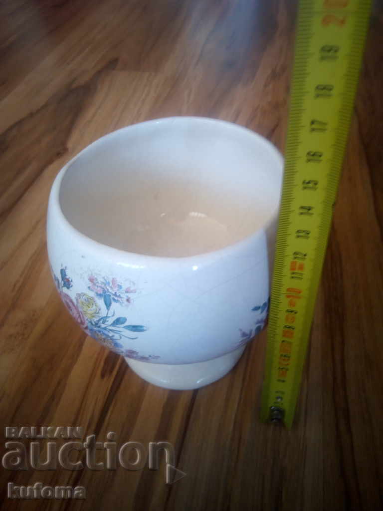 An old porcelain bowl - 6