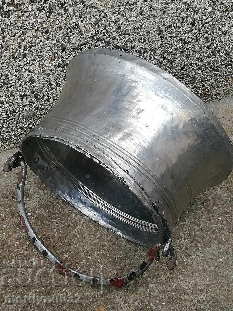 Παλιά ποτ χαλκού, κονσερβοποιημένα λέβητα, χαλκού, χαλκού με τιμή 165.00 BGN | € 84.36