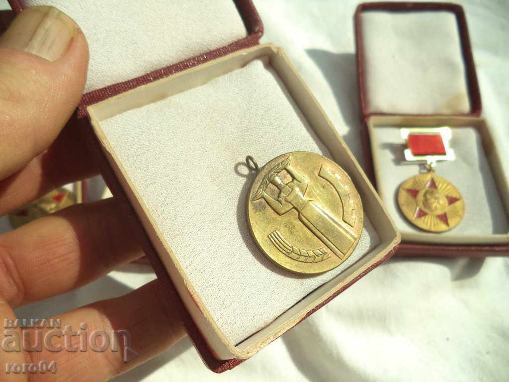 4 NUMBER OF BOXES - 6 4 NUMBER OF BOXES - 6