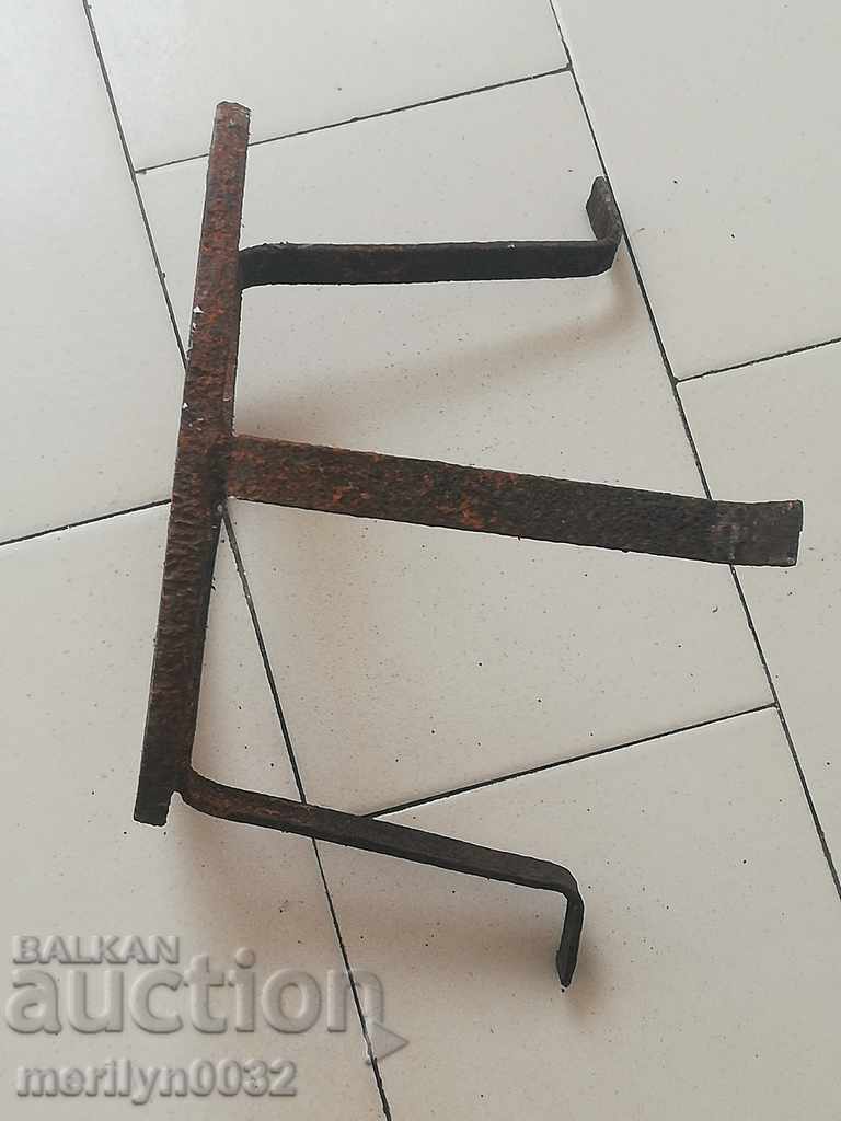 Antique wrought iron stove, hearth, grill, wrought iron with price 35.00 BGN | € 17.90 Antique wrought iron stove, hearth, grill, wrought iron with price 35.00 BGN | € 17.90