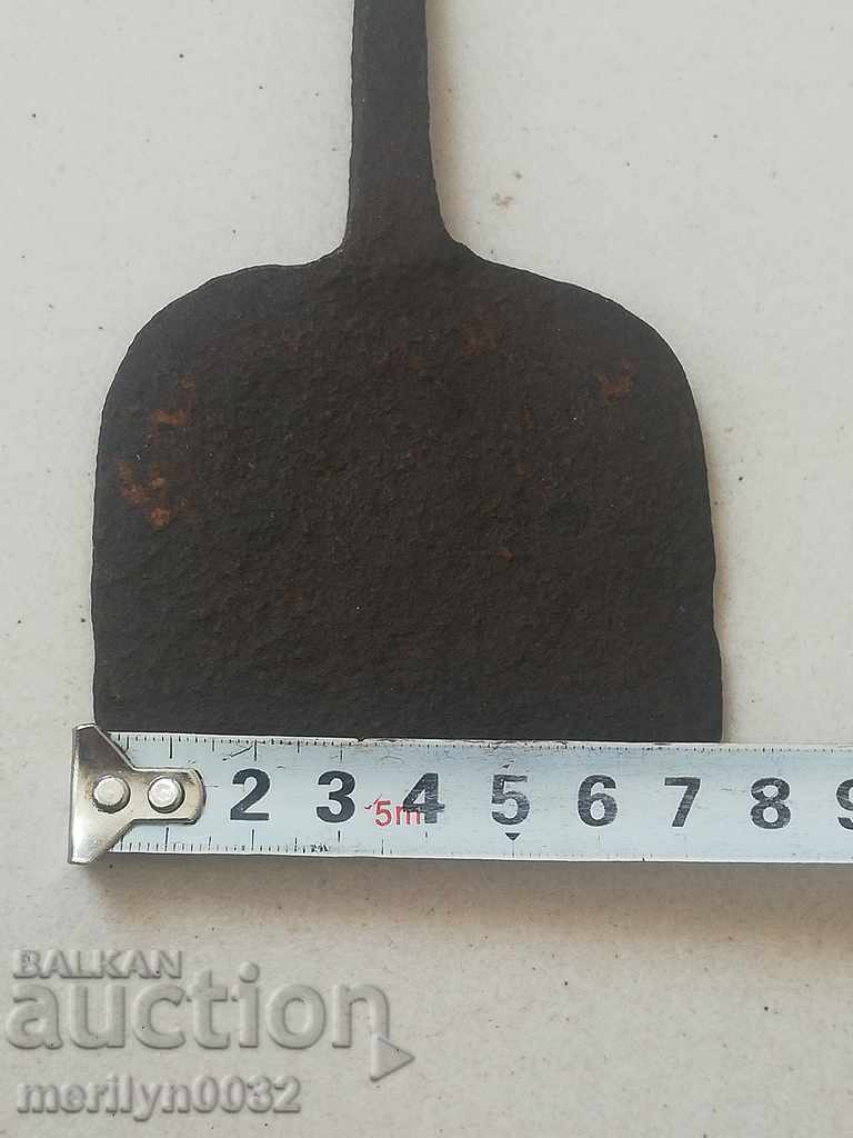 Old forged scabbard, gingerbread, gingerbread, bruises with price 32.00 BGN | € 16.36 Old forged scabbard, gingerbread, gingerbread, bruises with price 32.00 BGN | € 16.36