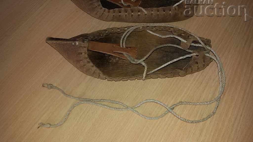 antique leather socks with price 41.00 BGN | € 20.96 antique leather socks with price 41.00 BGN | € 20.96