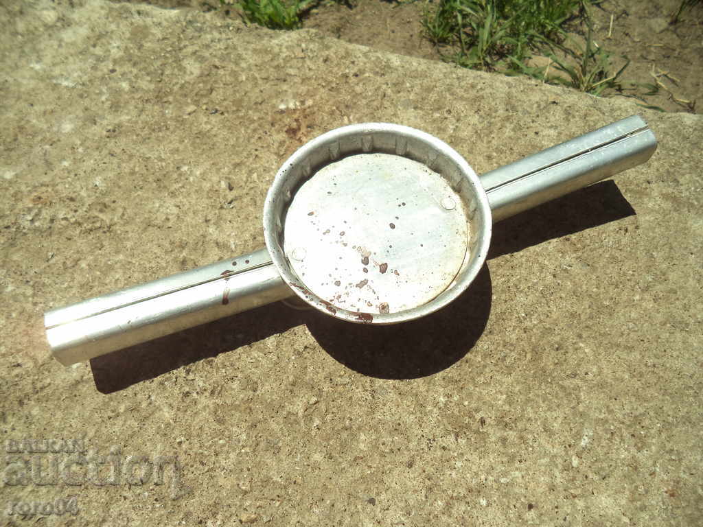 Auction BURKAN CLUSTER - ALUMINUM - ACTUALLY Auction BURKAN CLUSTER - ALUMINUM - ACTUALLY