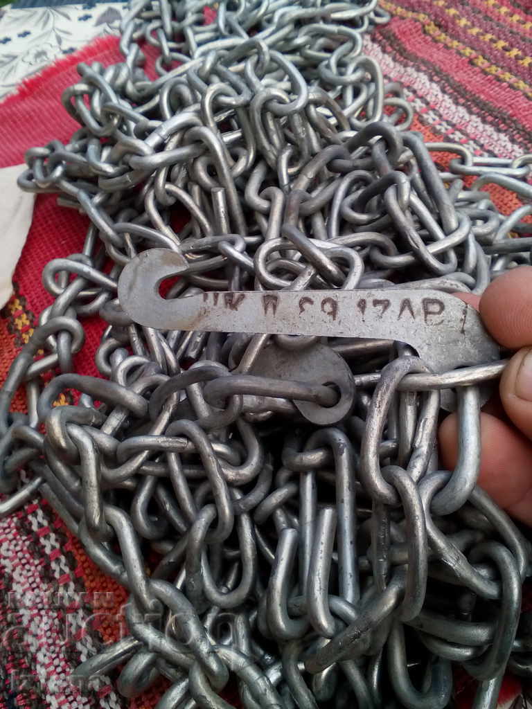 Old chains against boxing - 5 Old chains against boxing - 5