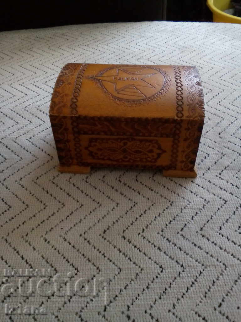 Παλιό κουτί κοσμημάτων ΒΓΑ Balkan Παλιό κουτί κοσμημάτων ΒΓΑ Balkan