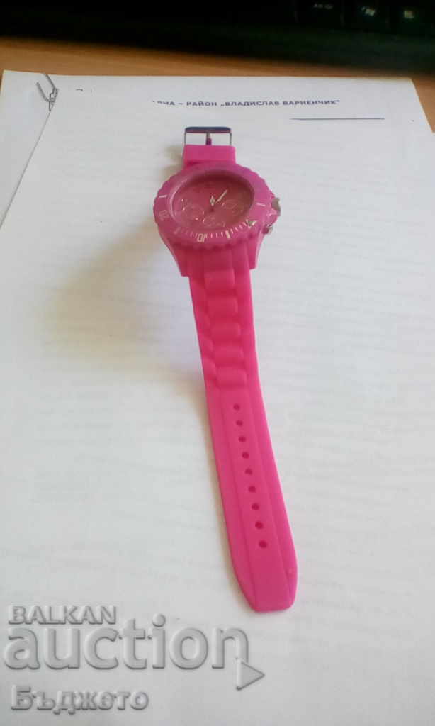 Auction Electronic women's watch Auction Electronic women's watch