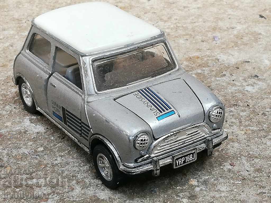 Delivery of Children's metal toy, car, cart