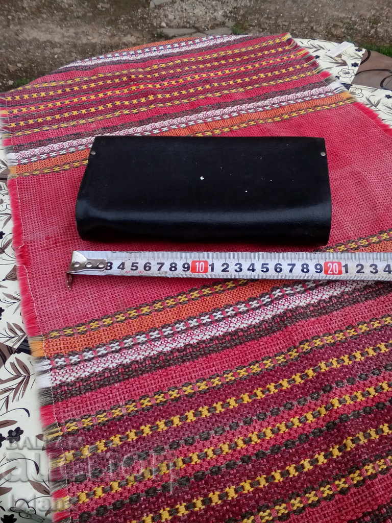 Παλιό δερμάτινο τσαντάκι εργαλείων με τιμή 12.00 BGN | € 6.14 Παλιό δερμάτινο τσαντάκι εργαλείων με τιμή 12.00 BGN | € 6.14