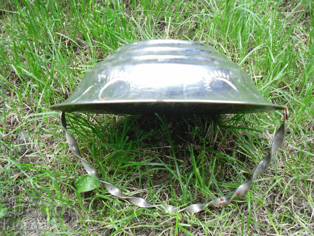 Auction Old metal fructy Auction Old metal fructy