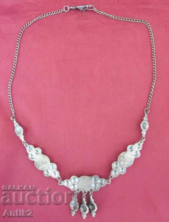 Antique Women's Necklace - 5