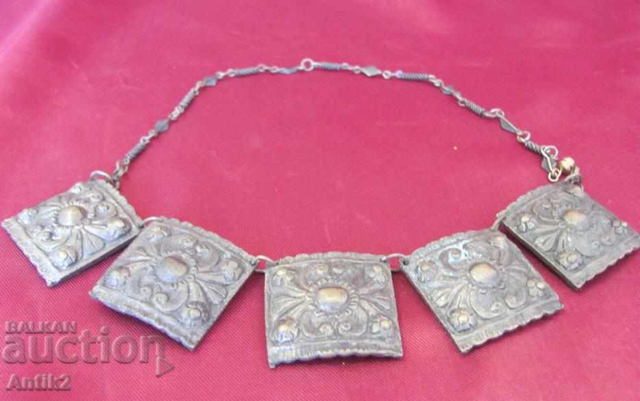 Delivery of Old Womens Necklace Solid Bronze Delivery of Old Womens Necklace Solid Bronze