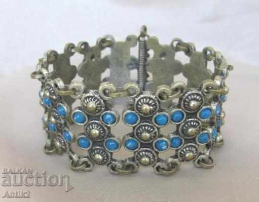 80s Old Metal Massive Ladies Bracelet with price 48.00 BGN | € 24.54 80s Old Metal Massive Ladies Bracelet with price 48.00 BGN | € 24.54