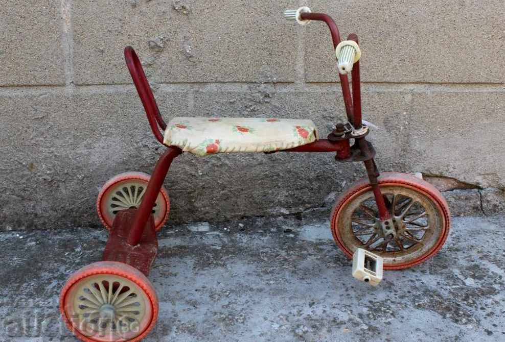Auction . OLD SOC CHILDREN'S BICYCLE CHILDREN'S WHEEL PEDALS SCOOTER Auction . OLD SOC CHILDREN'S BICYCLE CHILDREN'S WHEEL PEDALS SCOOTER