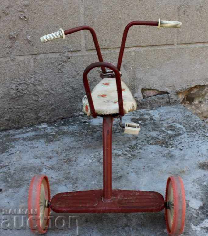 Delivery of . OLD SOC CHILDREN'S BICYCLE CHILDREN'S WHEEL PEDALS SCOOTER Delivery of . OLD SOC CHILDREN'S BICYCLE CHILDREN'S WHEEL PEDALS SCOOTER