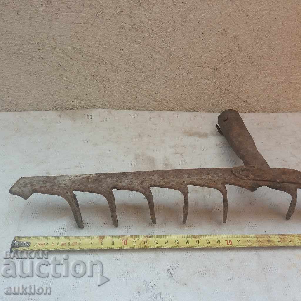 STAR MASSIVE CURVED TORT with price 5.99 BGN | € 3.06 STAR MASSIVE CURVED TORT with price 5.99 BGN | € 3.06