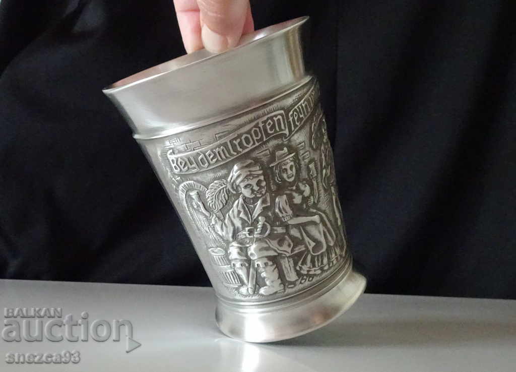 Engraved cup, pewter mug BMF, wedding. with price 59.00 BGN | € 30.17 Engraved cup, pewter mug BMF, wedding. with price 59.00 BGN | € 30.17
