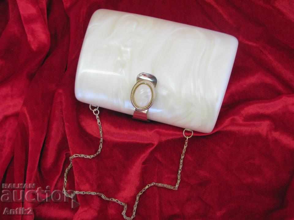 Delivery of 20 Ladies' Bag Delivery of 20 Ladies' Bag