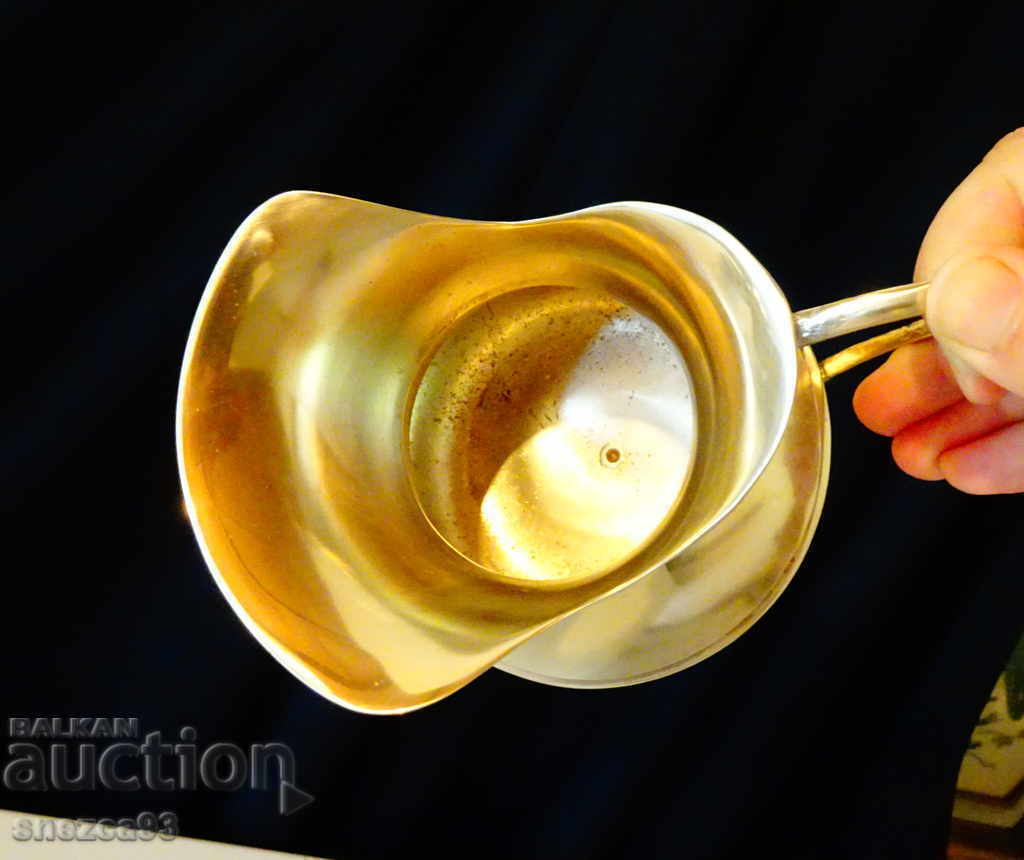 Auction  Bronze wine jug 800 ml