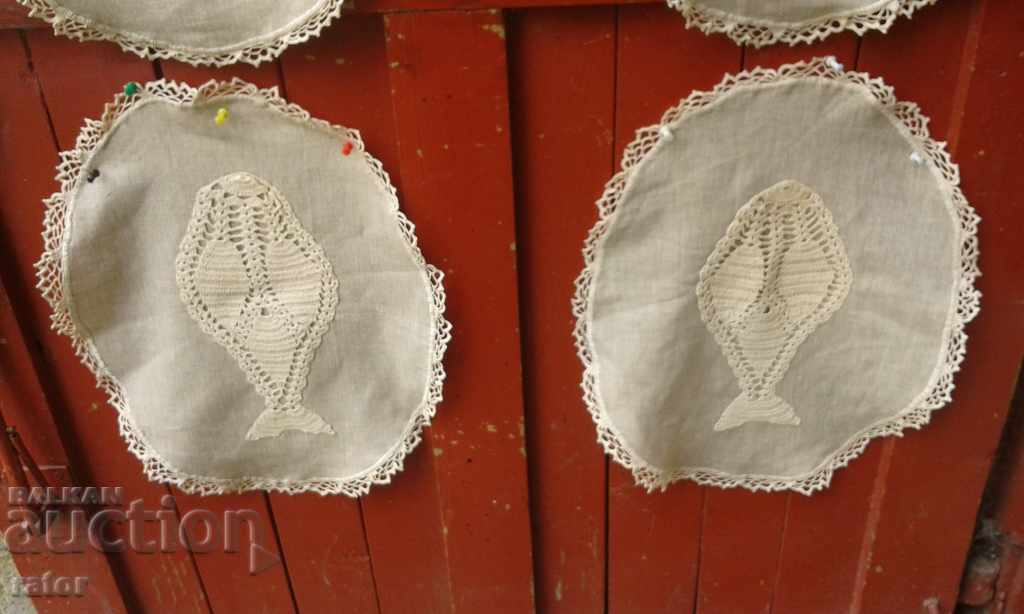 On one hook - square, tablecloth, runner, doily - 7 pieces - 5