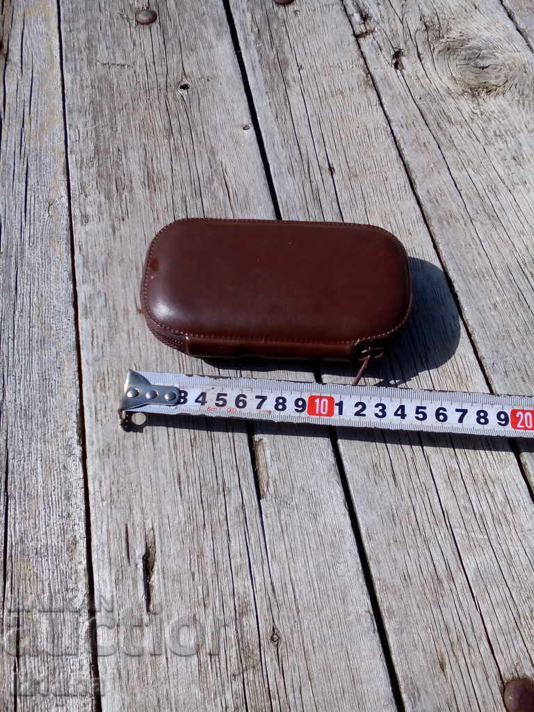 Geantă de cosmetice pentru femei, veche cu preț 28.00 BGN | € 14.32