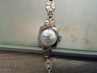 Златен дамски часовник,Gold Accurist 21 jewels Swiss Made