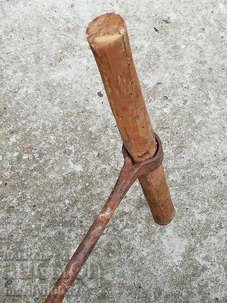 Auction An old primitive crunch, a drill, a screwdriver Auction An old primitive crunch, a drill, a screwdriver