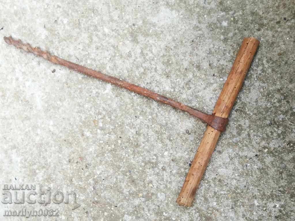 An old primitive crunch, a drill, a screwdriver - 6 An old primitive crunch, a drill, a screwdriver - 6