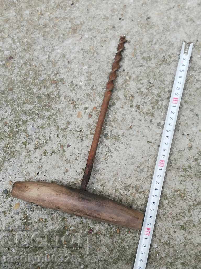 Delivery of An old primitive crunch, a drill, a screwdriver