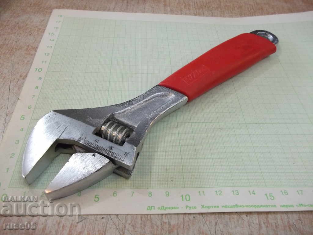 Auction 10 '/ 250 mm wrench - 1 Auction 10 '/ 250 mm wrench - 1