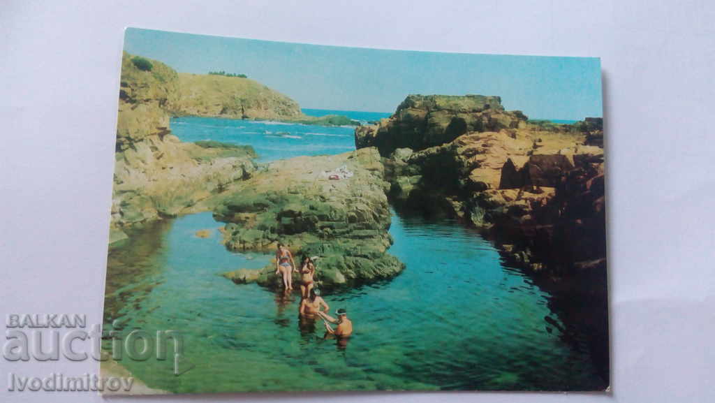Пощенска картичка Ахтопол Скалите край града 1974
