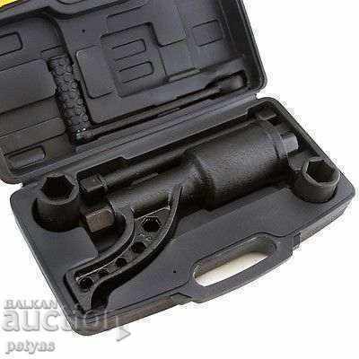 Licitație Cheie mecanică /reductor 69:1 / pentru anvelope de camioane