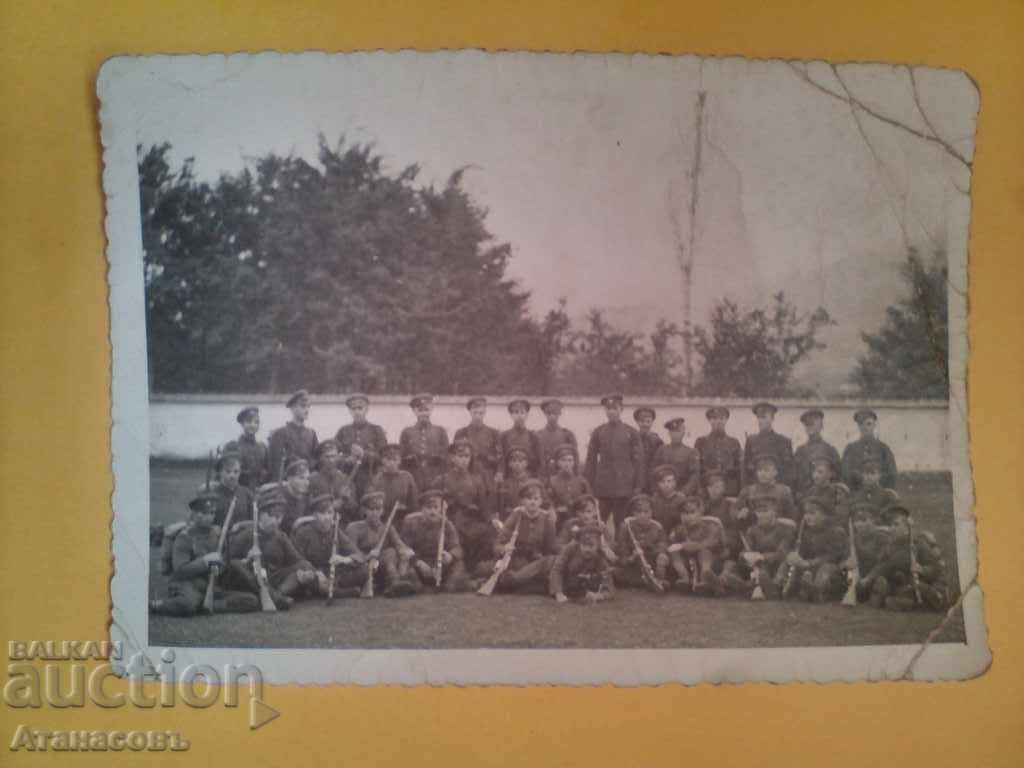 Οι αστυνομικοί των παλαιών στρατιωτών Photo rota ελαφρύ πολυβόλο