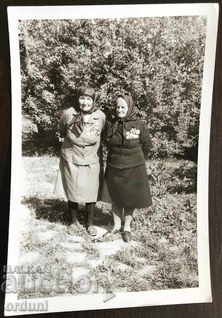538 Kingdom of Bulgaria, two partisan grandmothers, circa 1980 538 Kingdom of Bulgaria, two partisan grandmothers, circa 1980