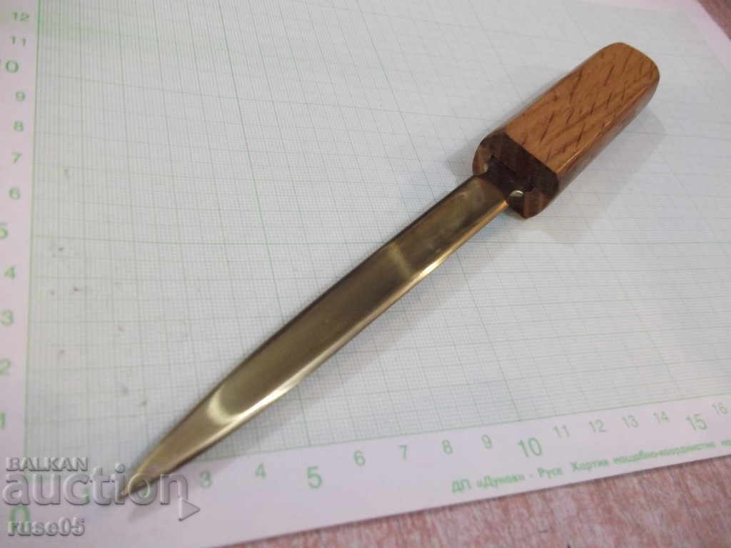 Auction Bronze knife with wooden handle for opening letters Auction Bronze knife with wooden handle for opening letters