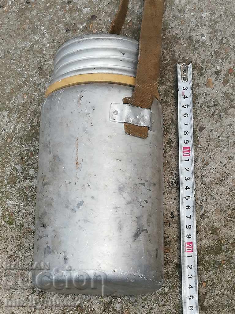 Delivery of Thermo water container 2 liters of tank bot bt 70th year Delivery of Thermo water container 2 liters of tank bot bt 70th year