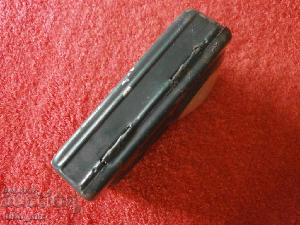 OLD LANTERN-COLLECTION - INTERIOR - 5 OLD LANTERN-COLLECTION - INTERIOR - 5