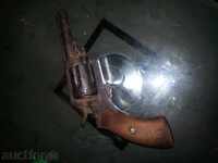 Pistol Pishtov Revolver