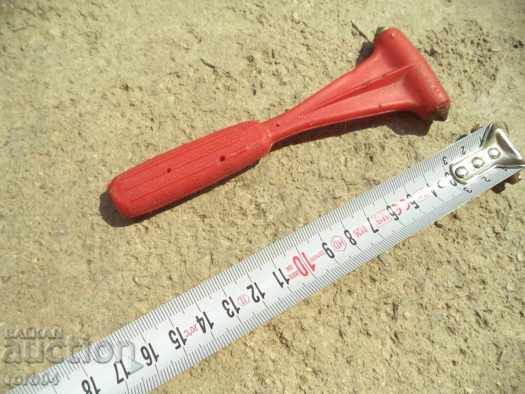 OLD EMERGENCY CHUCK FROM RAYS with price 9.99 BGN | € 5.11 OLD EMERGENCY CHUCK FROM RAYS with price 9.99 BGN | € 5.11