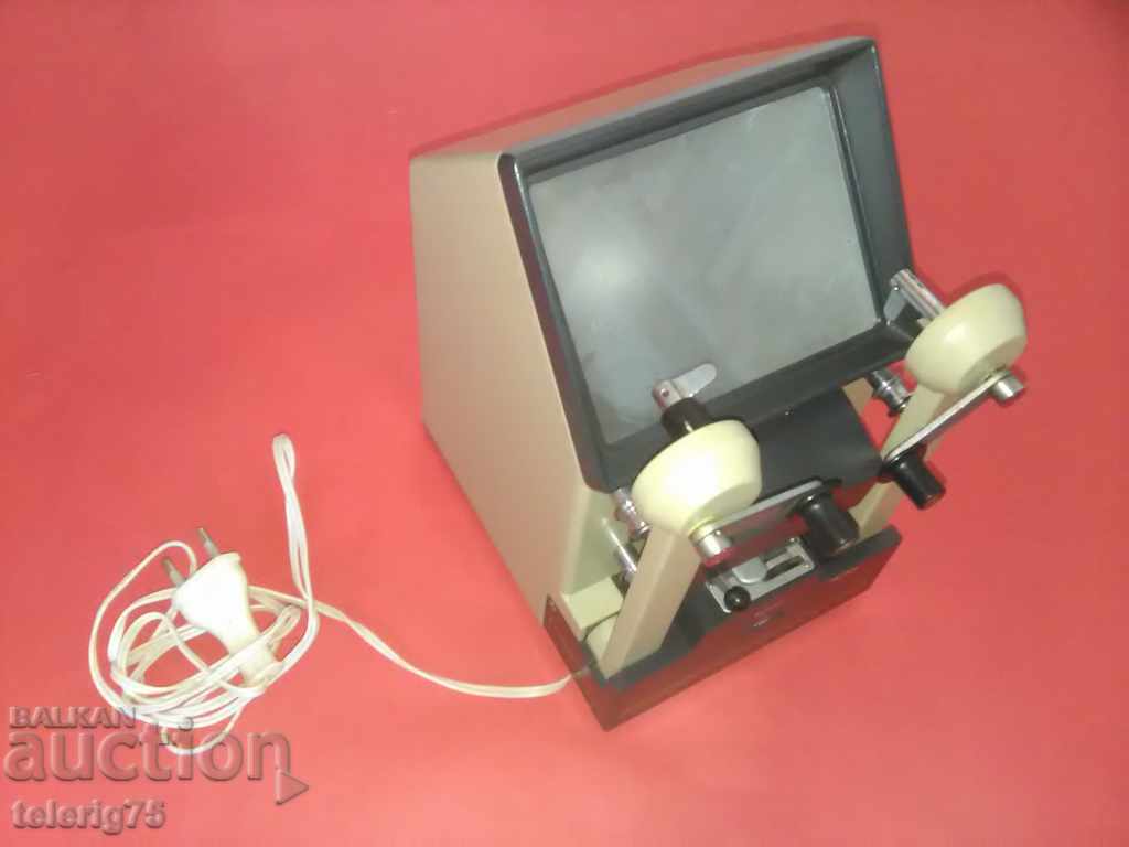 Auction  Collecting Old Retro Fitting Set 'BUY C8'