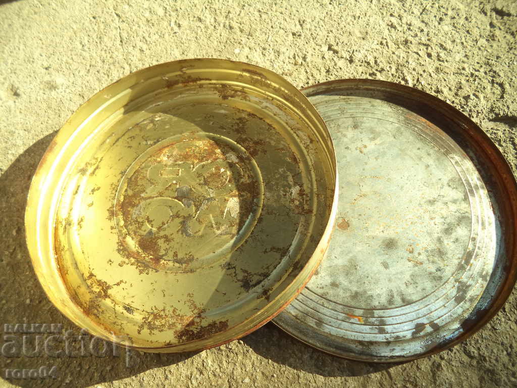 Delivery of GREAT OLD LAMARINE BOX - ORWO Delivery of GREAT OLD LAMARINE BOX - ORWO