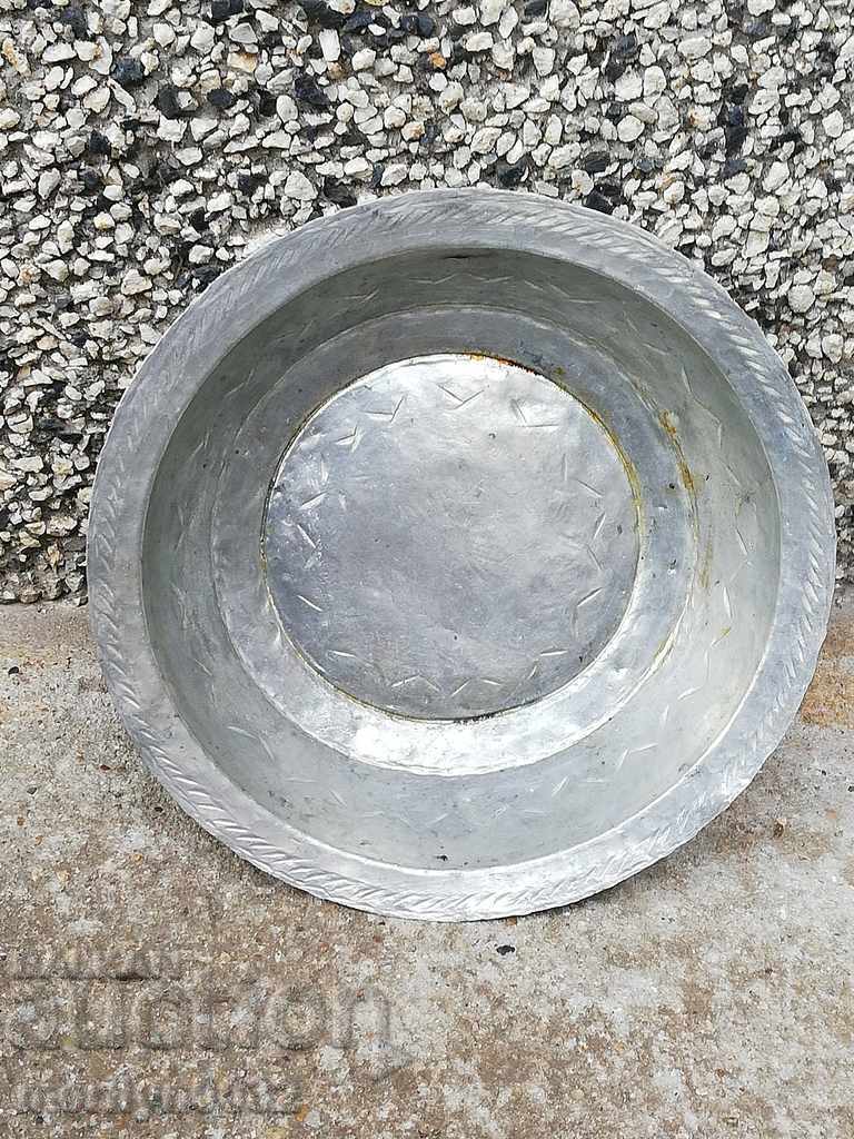 Old copper saucer, copper, pot, plate, bowl Old copper saucer, copper, pot, plate, bowl